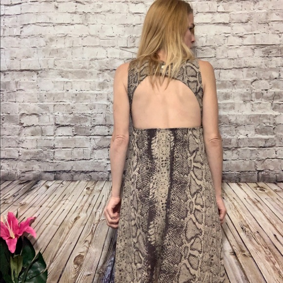 ‼️RVCA Snake Print High love Dress XS‼️ - Picture 6 of 8